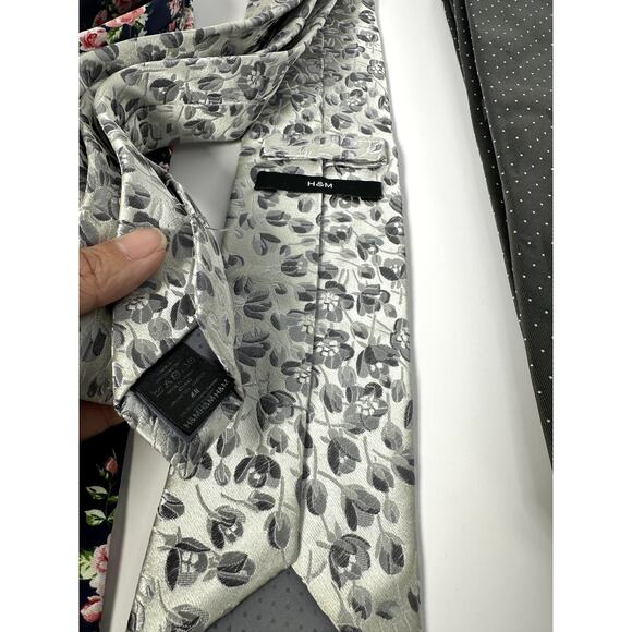 Men’s Tie Lot of 6 — Floral & Modern Polka Dot Styles Express, H&M, Calvin Klein - Picture 6 of 11